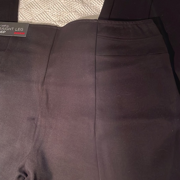Brand new pants from Avenue pull on straight leg - Picture 5 of 5